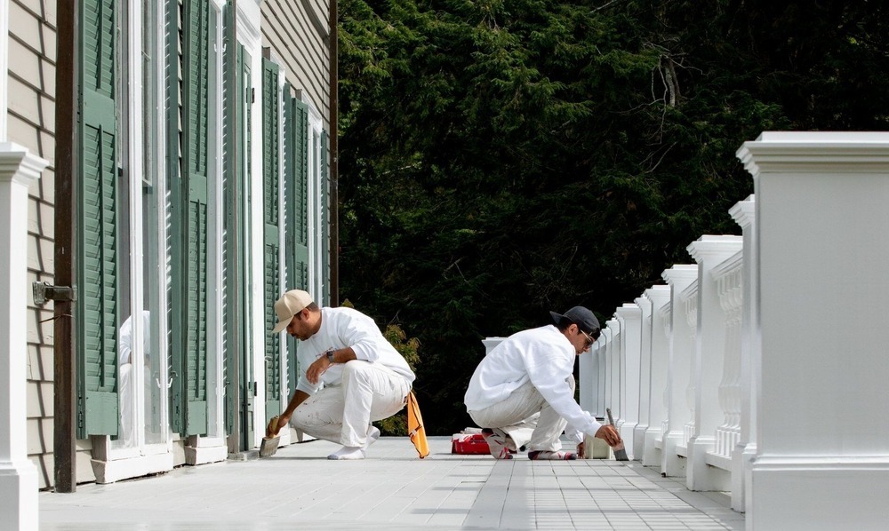 Professional deck painting near Lincoln Massachusetts