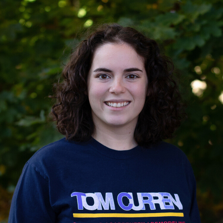 Jess Giesing - Office Team