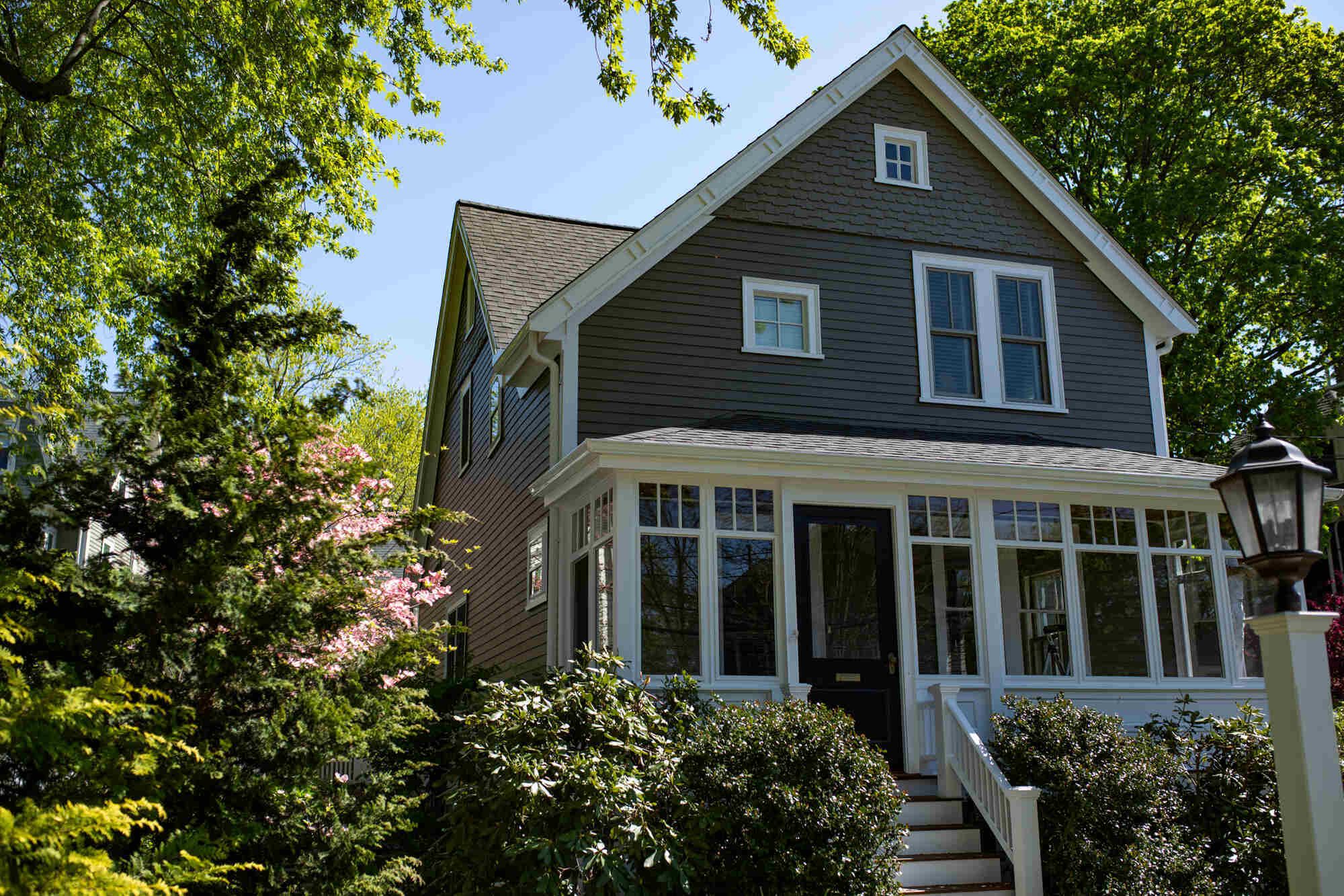 New James Hardie siding on a classic New England home in Lexington, MA