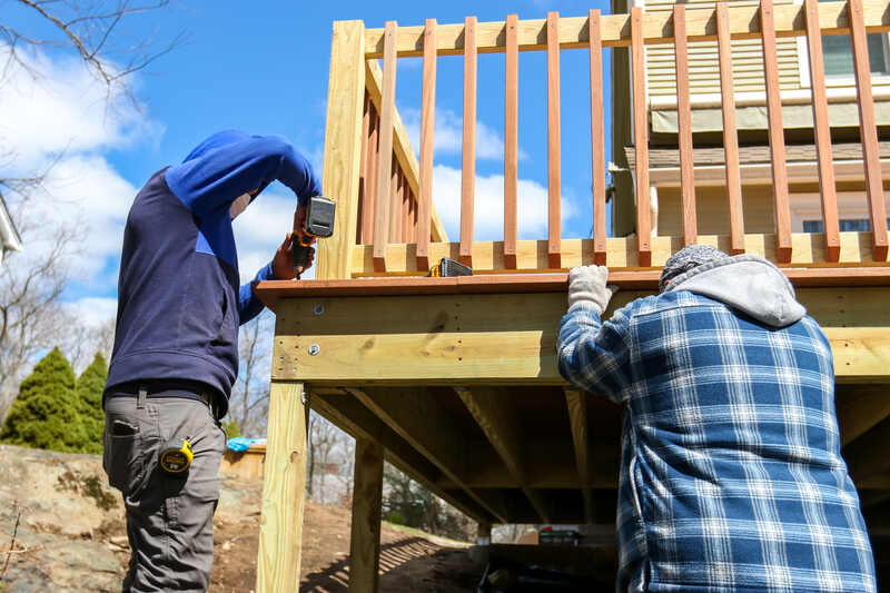 greater-boston-deck-build