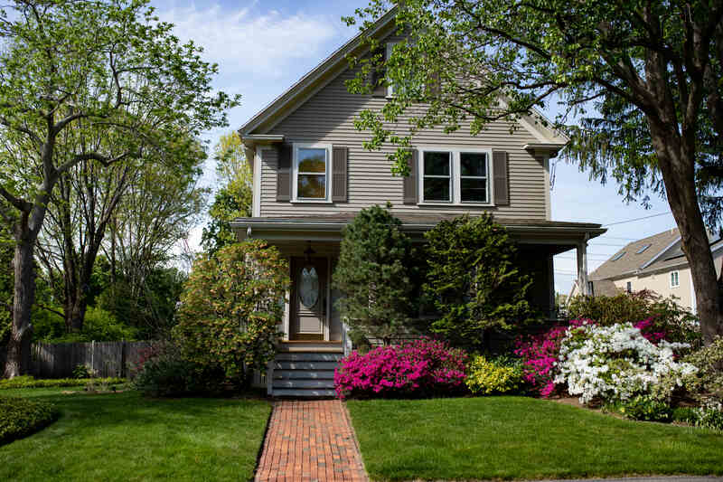 massachusetts-exterior-painting-brown